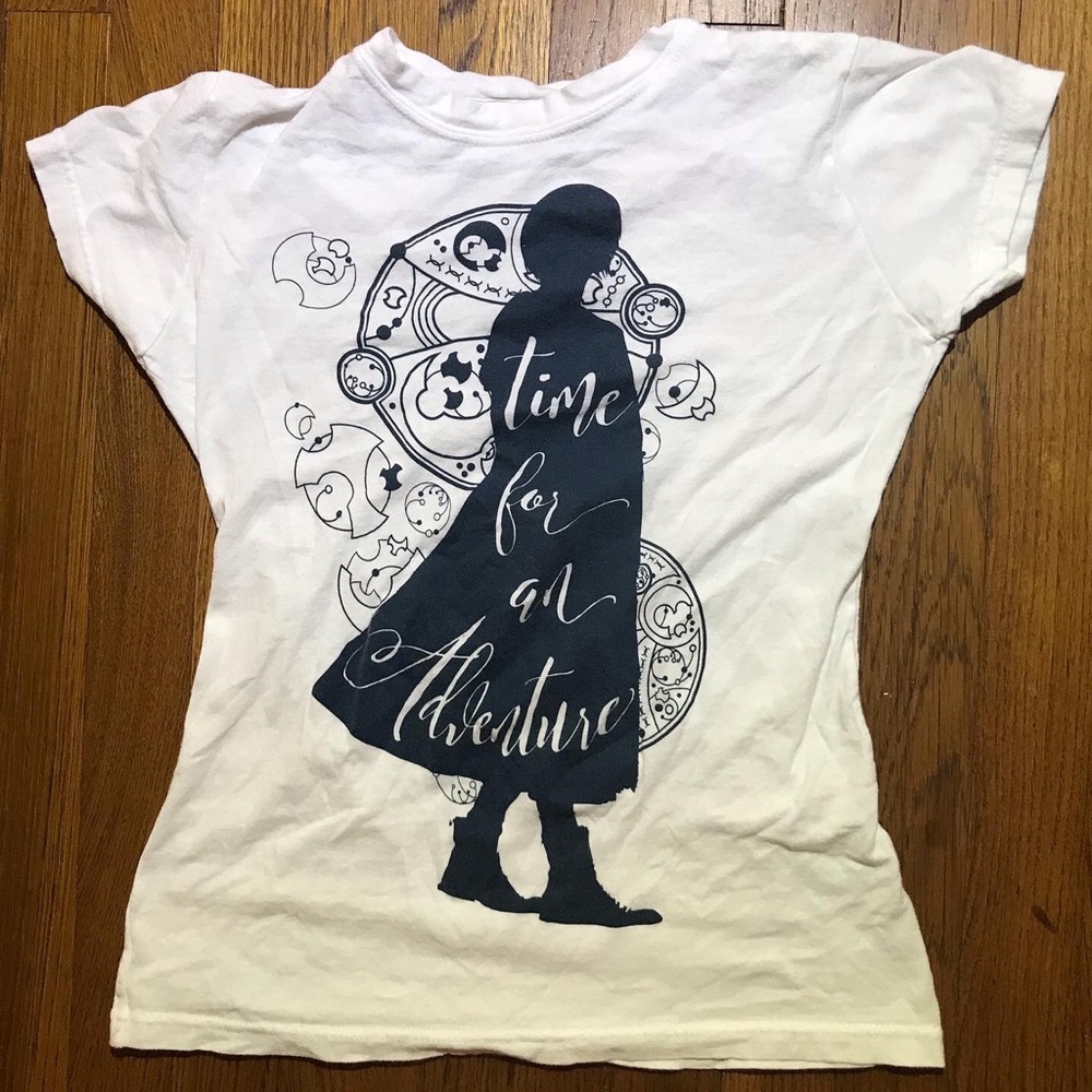 Doctor Who Tee - like new